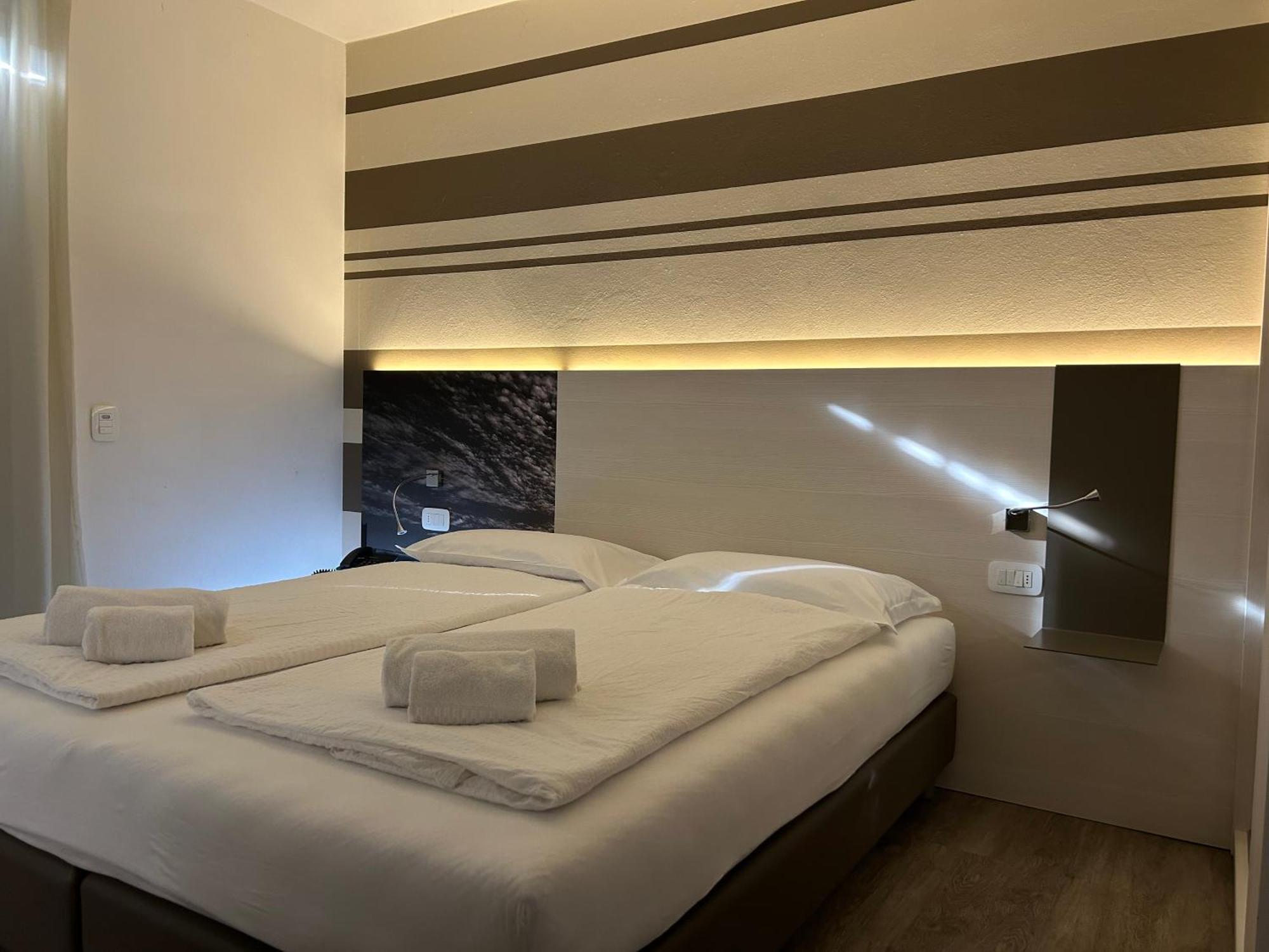 Hotel San Carlo 말세진느 외부 사진